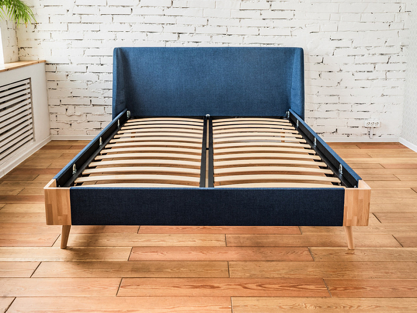Кровать Lagom Side Soft 160x200 Ткань/Массив (береза) Levis 78 Джинс/Масло-воск Natura (Береза) - Оригинальная кровать в обивке из мебельной ткани.